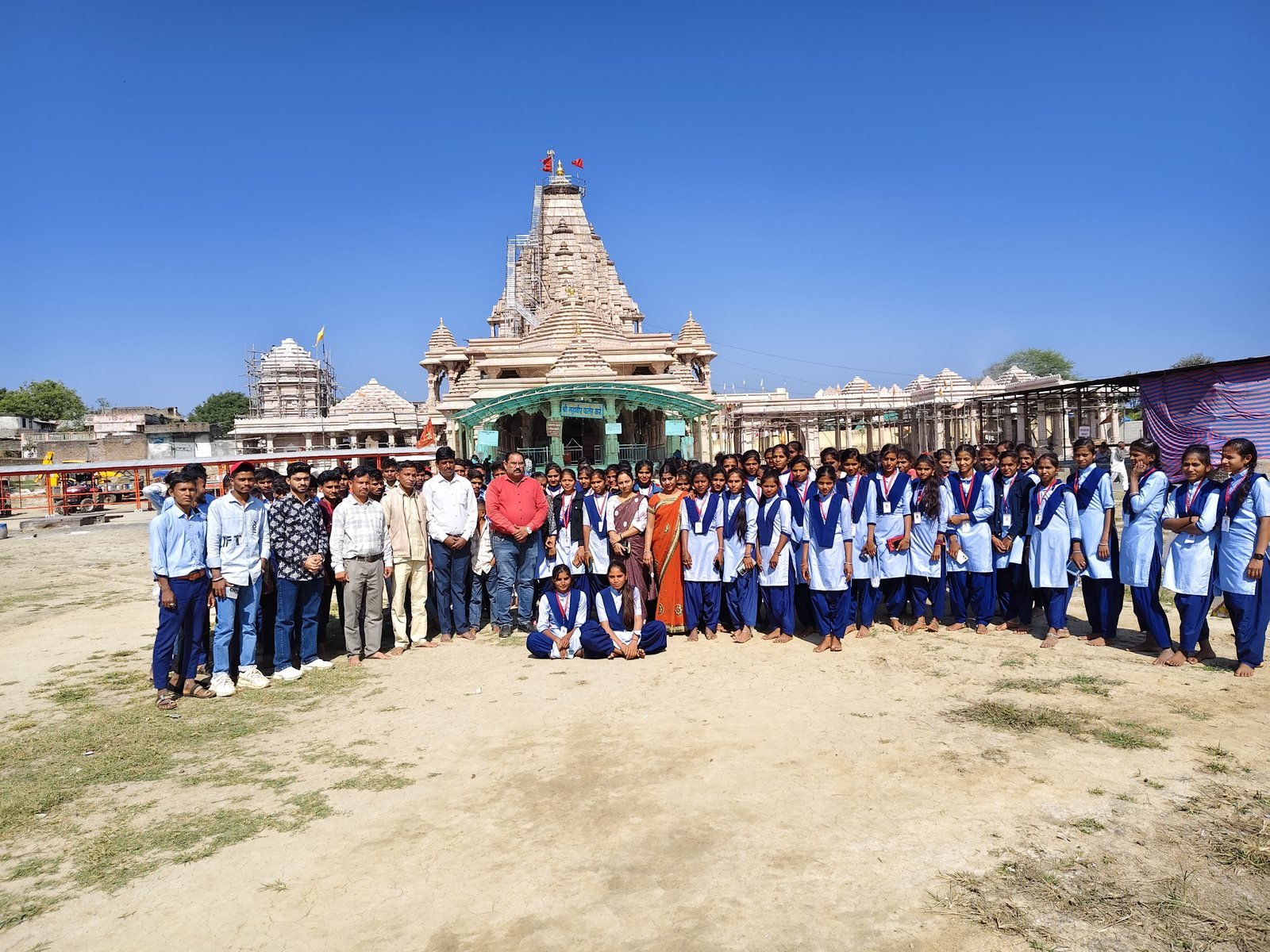 Group gathered at the Shri Mahavir Fateh Kare temple
